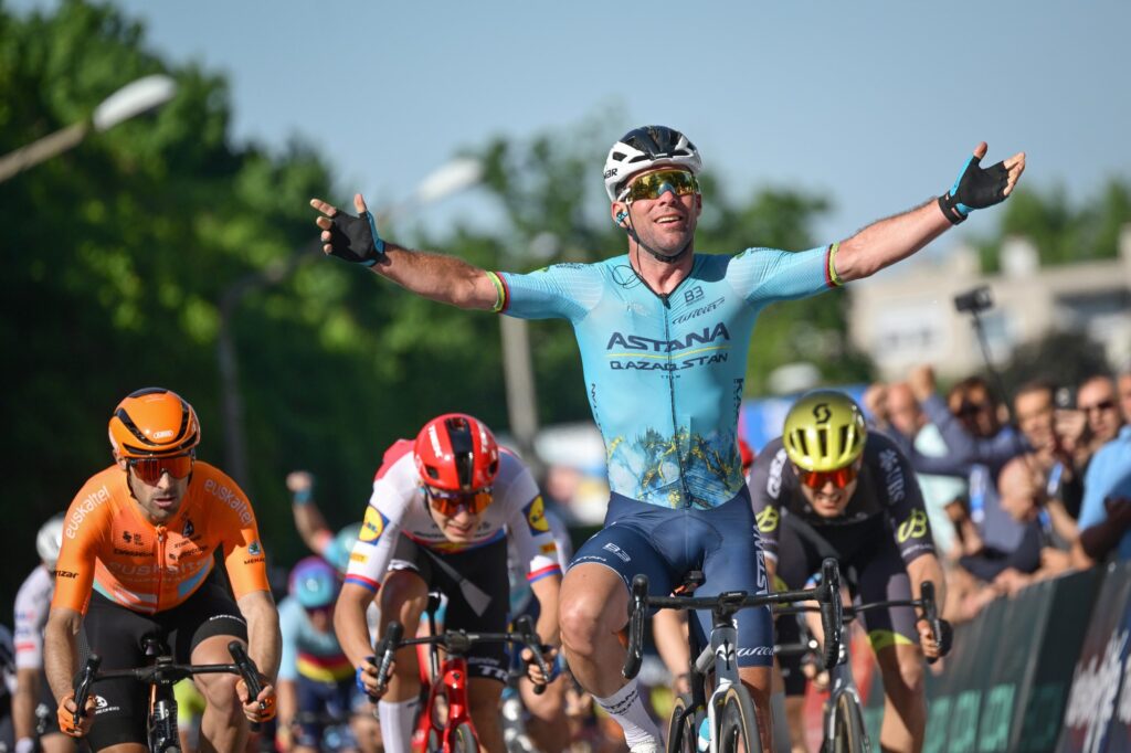 Mark Cavendish remporte la 2e &eacute;tape du Tour de Hongrie 2024