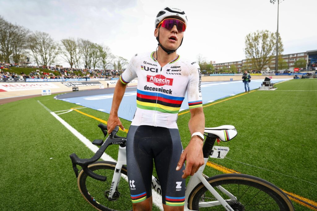 Mathieu van der Poel au d&eacute;part du Tour de France 2024, pas de VTT aux JO