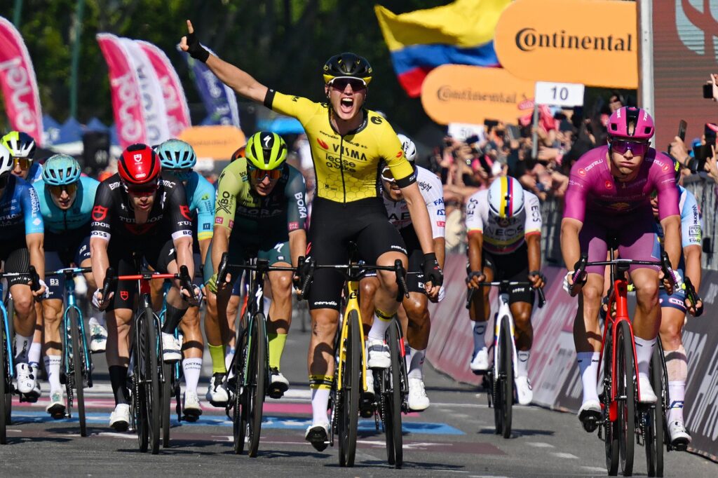 Olav Kooij au bout du suspense sur la 9e &eacute;tape du Giro 2024