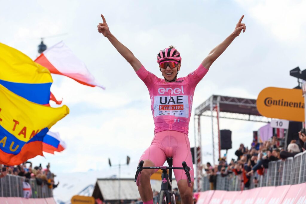 Intenable, Tadej Pogacar remporte la 15e &eacute;tape et &eacute;crase le Giro 2024