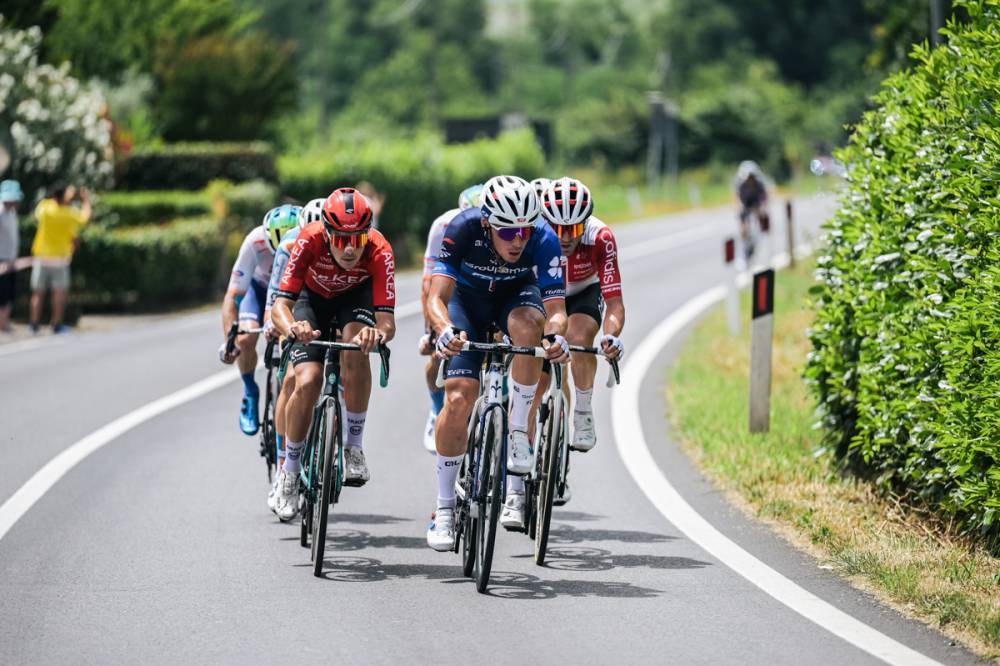DIRECT : 9 coureurs &eacute;chapp&eacute;s sur la 1e &eacute;tape du Tour de France 2024
