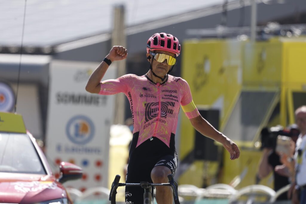 Richard Carapaz s&rsquo;impose sur la 17e &eacute;tape du Tour de France 2024