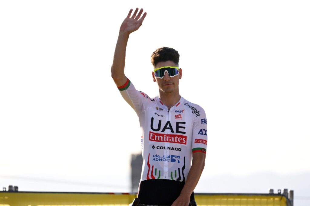 Positif au Covid-19, Joao Almeida abandonne La Vuelta 2024