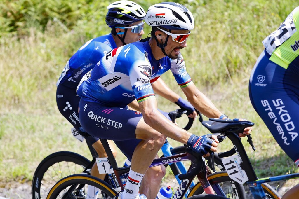 Julian Alaphilippe au d&eacute;part de la Bretagne Classic 2024