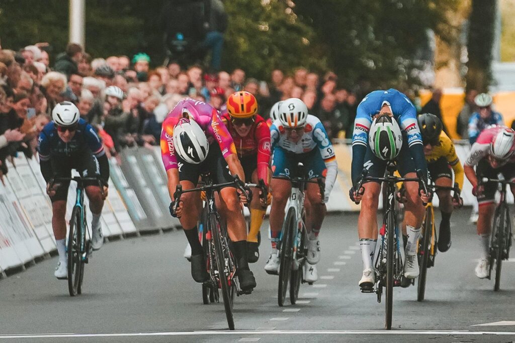 Barbara Guarischi score sur la 4e &eacute;tape du Simac Ladies Tour 2024