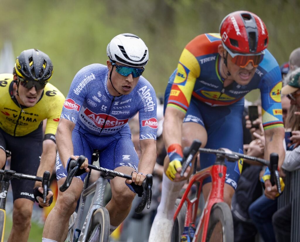 Les engag&eacute;s et les favoris de Paris-Tours 2024