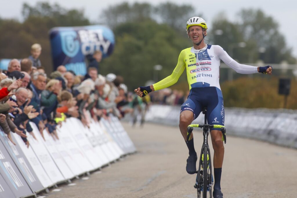 Taco van der Hoorn prolonge son aventure avec Intermarch&eacute;-Wanty