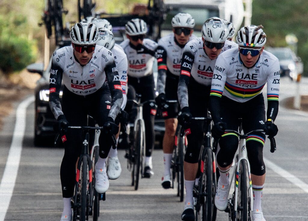 XRG, nouveau co-sponsor de l&rsquo;&eacute;quipe UAE Team Emirates