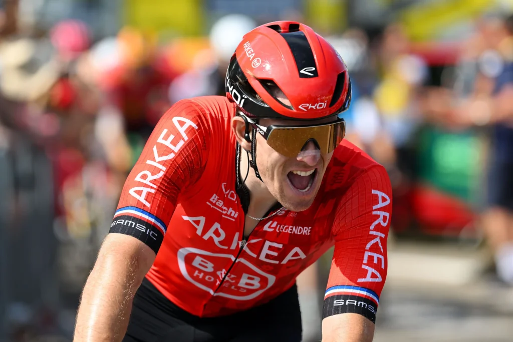 Arnaud D&eacute;mare au d&eacute;part de Paris-Nice 2025