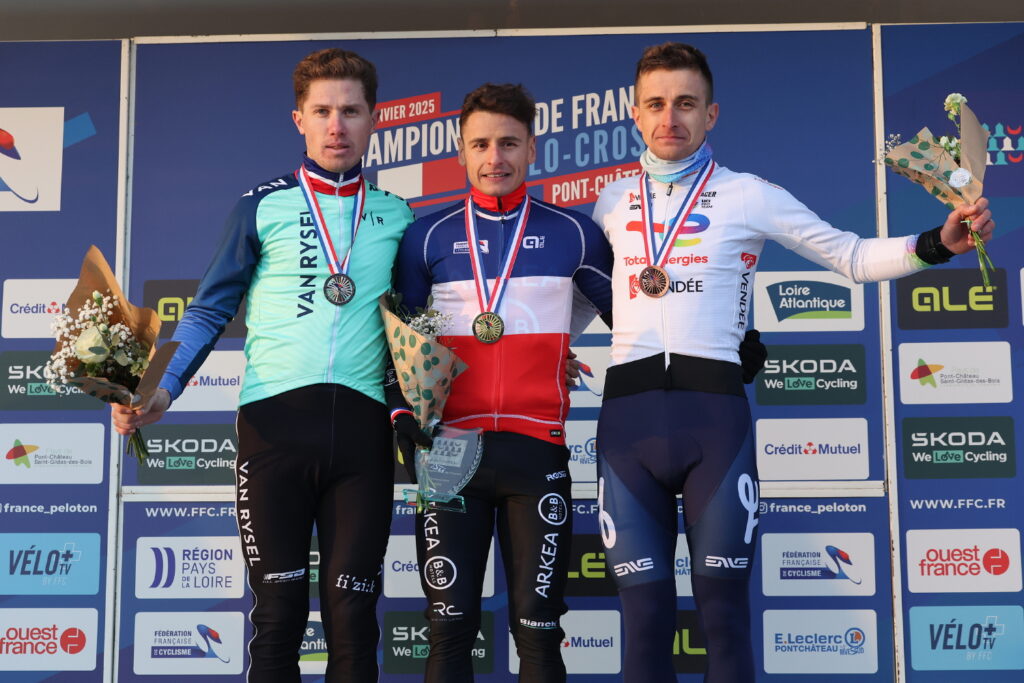 Cl&eacute;ment Venturini sacr&eacute; Champion de France 2025 de cyclo-cross