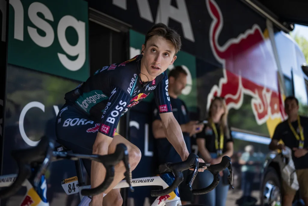 Jai Hindley retrouvera le Giro en 2025