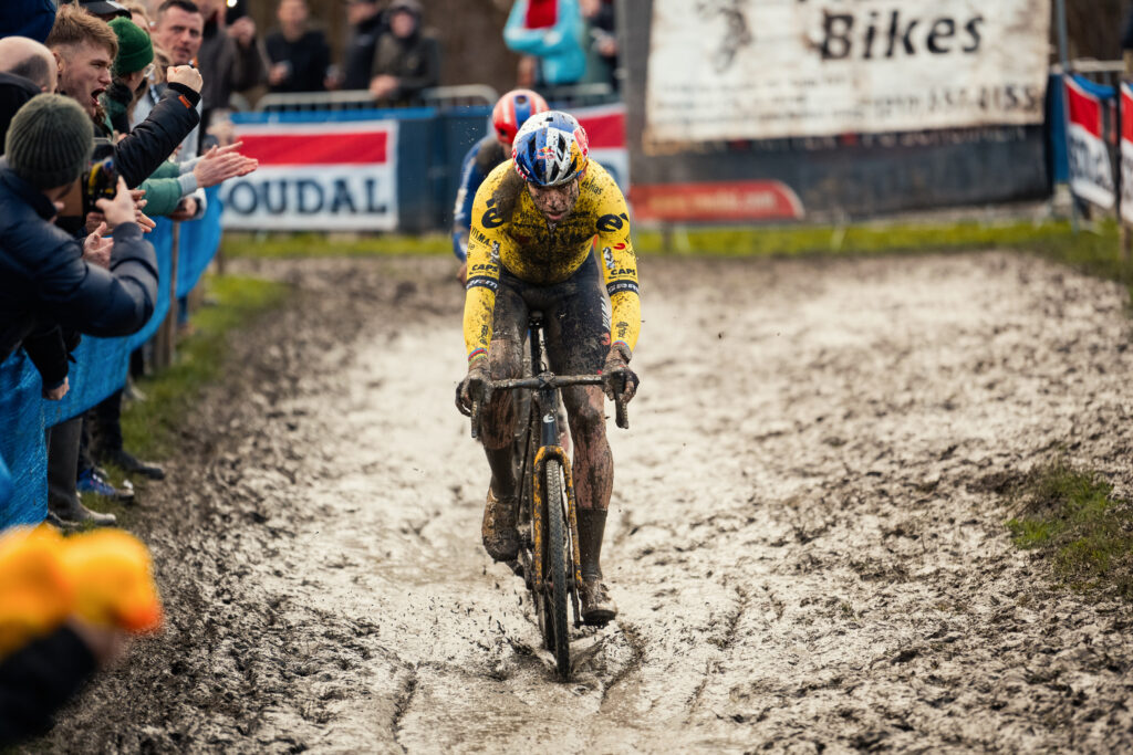 Mathieu Heijboer, coach de Wout van Aert : &laquo;&nbsp;Je ne l&rsquo;ai pas vu venir&nbsp;&raquo;