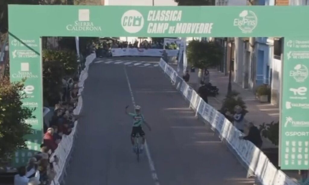 Urko Berrade s&rsquo;impose en solitaire lors de la Classica Camp de Morvedre 2025