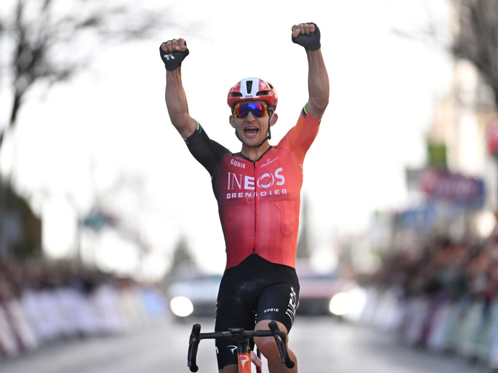 Michal Kwiatkowski s&rsquo;impose en solitaire sur la Clasica Jaen 2025