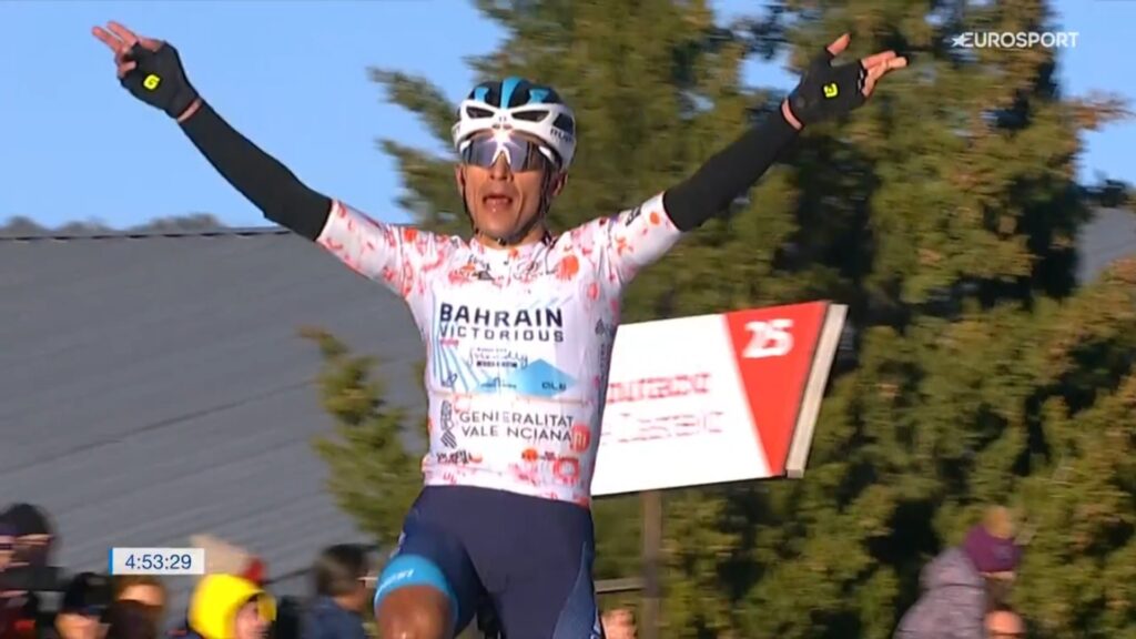 Santiago Buitrago fait coup double sur la 4e &eacute;tape du Tour de Valence 2025