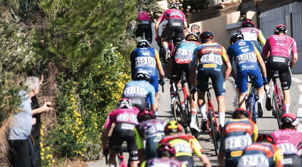 Comment suivre le Tour des Alpes-Maritimes 2025 en direct &agrave; la TV ? Cha&icirc;ne et horaires