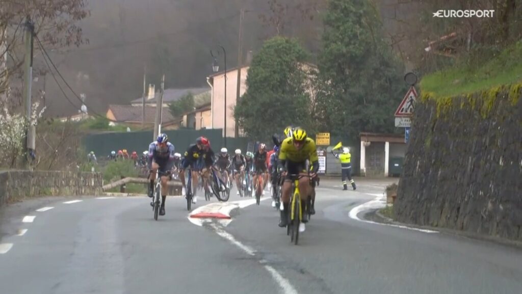 DIRECT : Mattias Skjelmose, 3e au classement g&eacute;n&eacute;ral, chute et abandonne sur la 7e &eacute;tape de Paris-Nice 2025