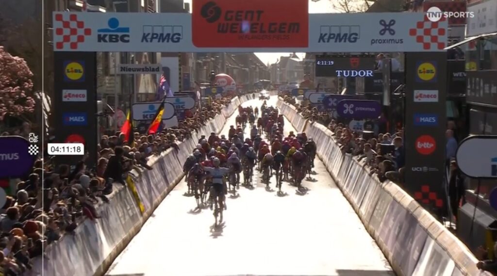 Lorena Wiebes s&rsquo;impose sur Gand-Wevelgem Femmes 2025