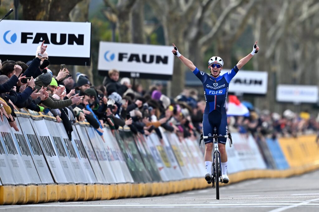 Romain Gr&eacute;goire s&rsquo;impose dans la confusion sur la Faun-Ard&egrave;che Classic 2025