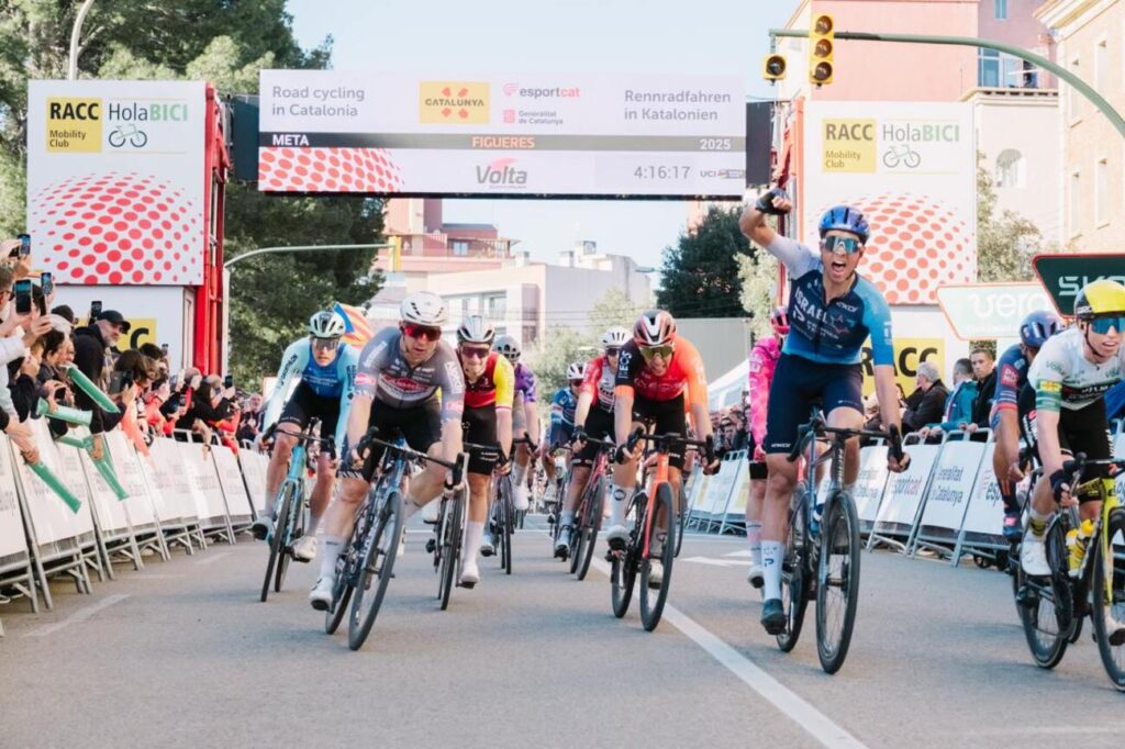 Ethan Vernon s&rsquo;adjuge au sprint la 2e &eacute;tape du Tour de Catalogne 2025