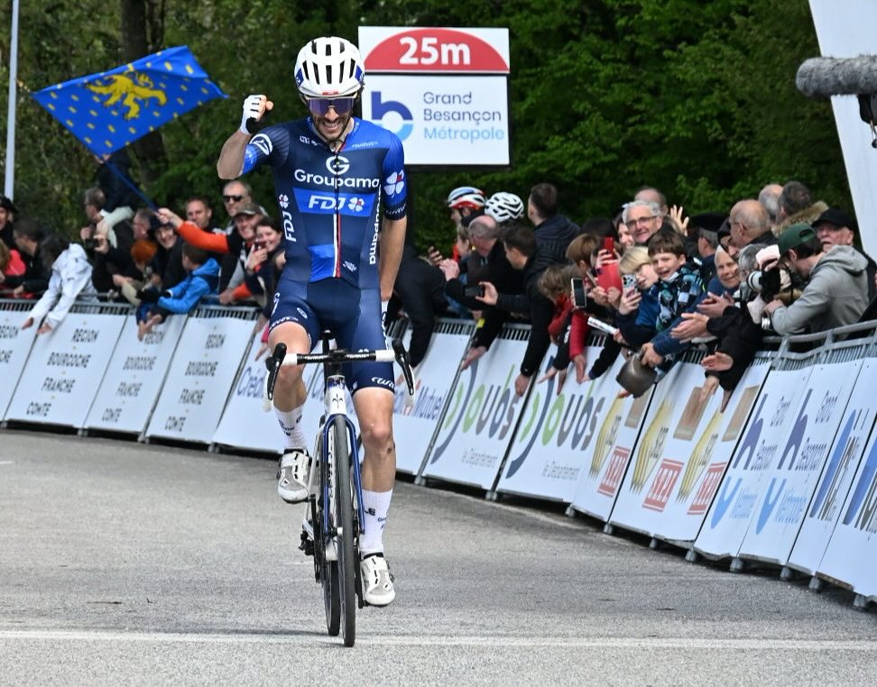 Guillaume Martin au sommet sur la Classic Grand Besan&ccedil;on Doubs 2025