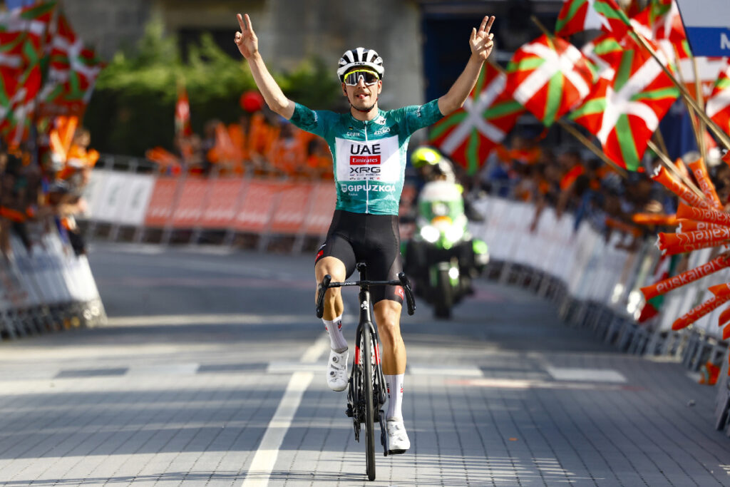 Joao Almeida en solitaire sur la 4e &eacute;tape du Tour du Pays basque 2025