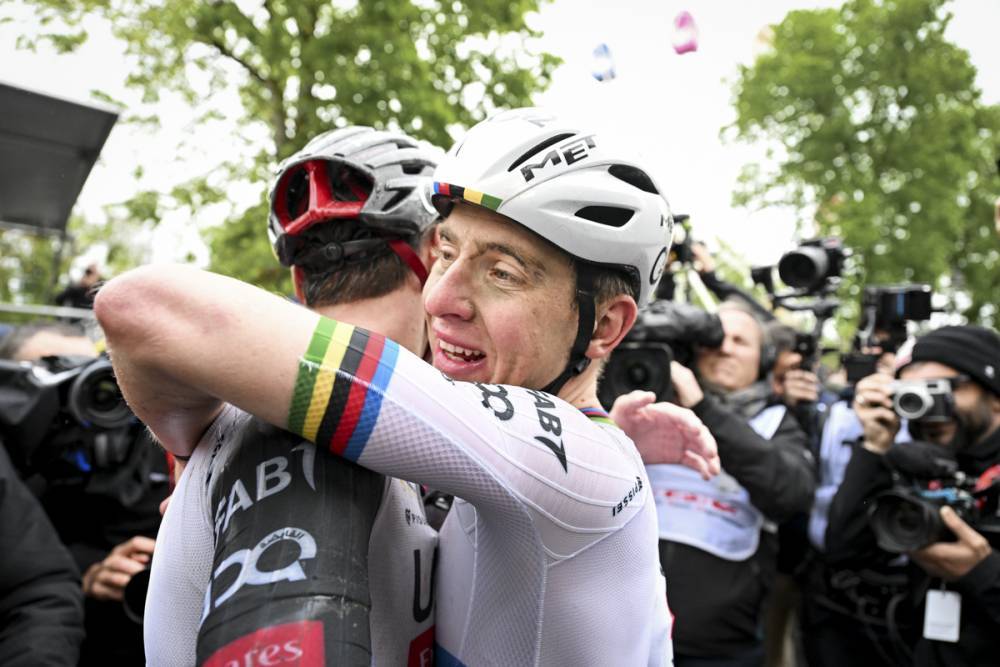 UAE Team Emirates XRG d&eacute;voile la garde rapproch&eacute;e de Tadej Pogacar pour Li&egrave;ge-Bastogne-Li&egrave;ge 2025