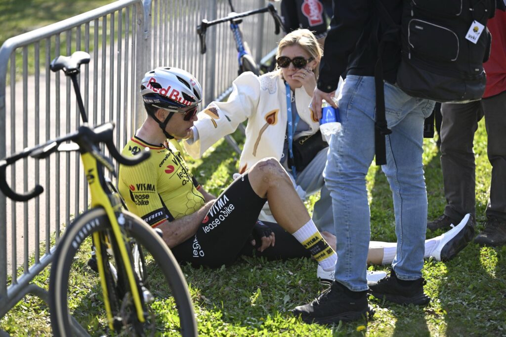 Wout van Aert, 2e sur A Travers la Flandre 2025 : &laquo;&nbsp;Une grave erreur&hellip;&nbsp;&raquo;