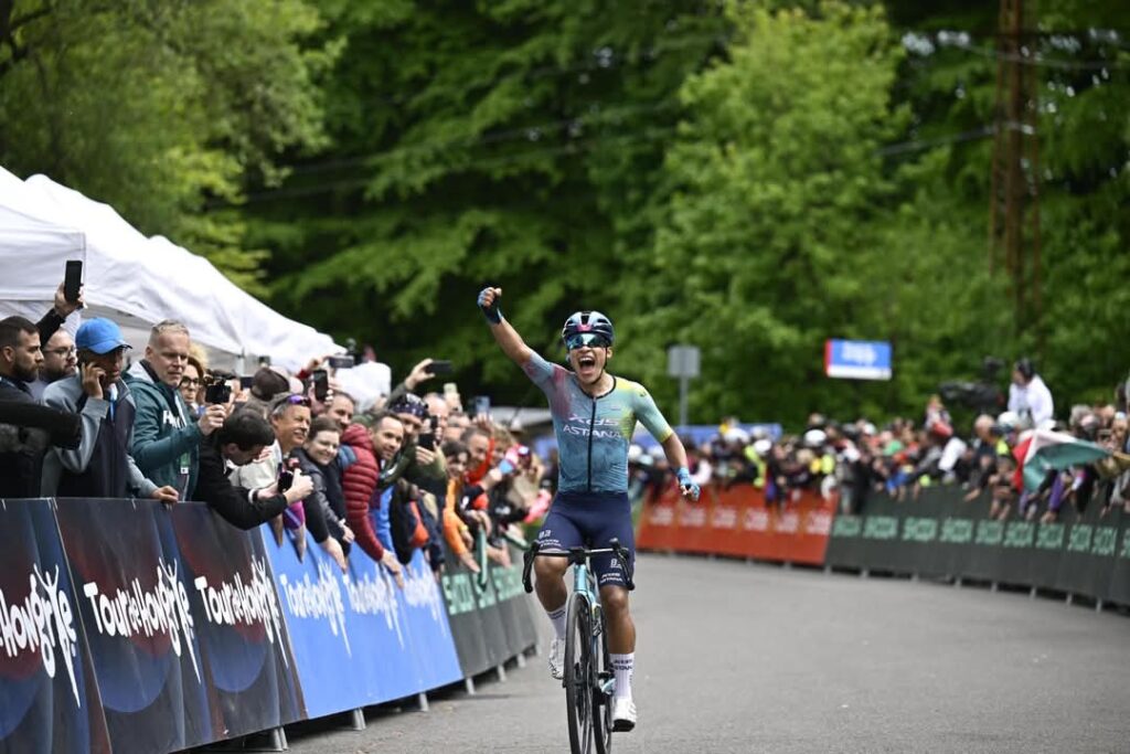 Harold Martin Lopez remporte la 3e &eacute;tape au sommet du Tour de Hongrie 2025