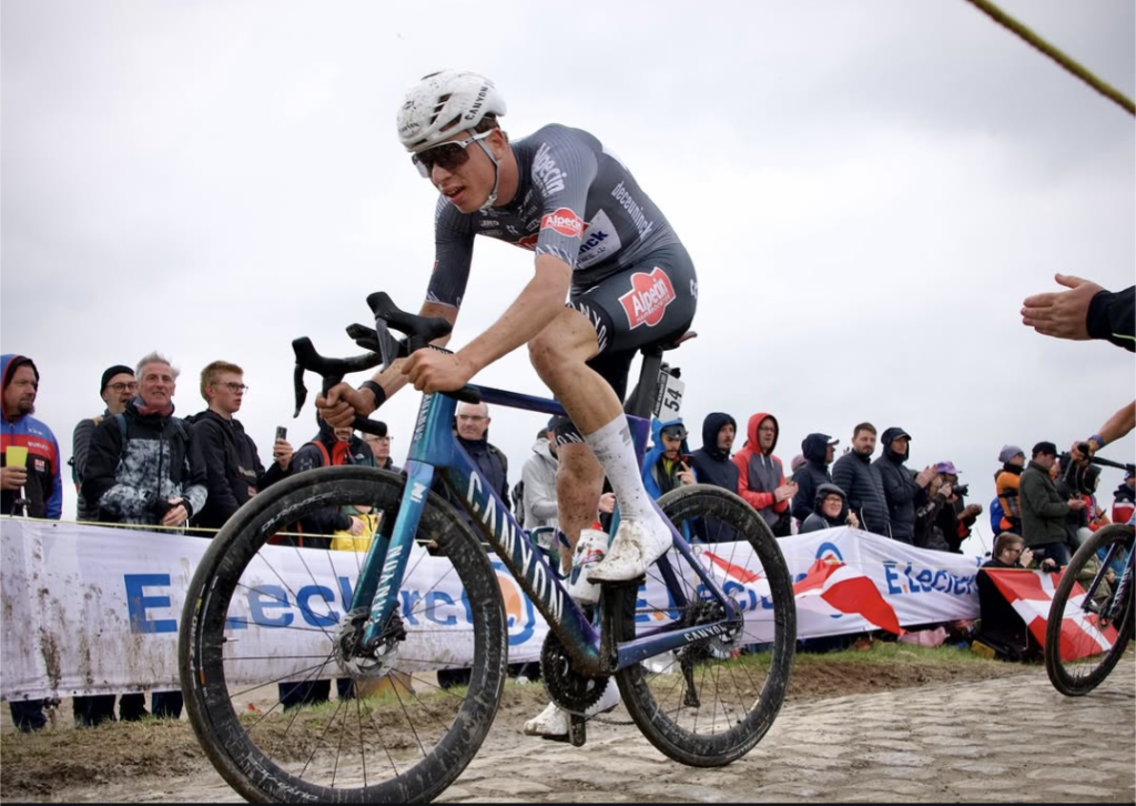 Alpecin-Deceuninck signe un jeune de l&rsquo;&eacute;quipe d&eacute;veloppement pour 2026