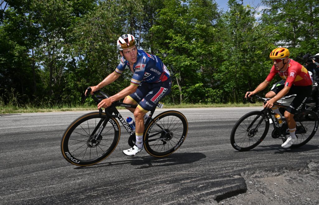 Remco Evenepoel : &laquo; C&rsquo;&eacute;tait un peu la m&ecirc;me histoire qu&rsquo;hier &raquo;