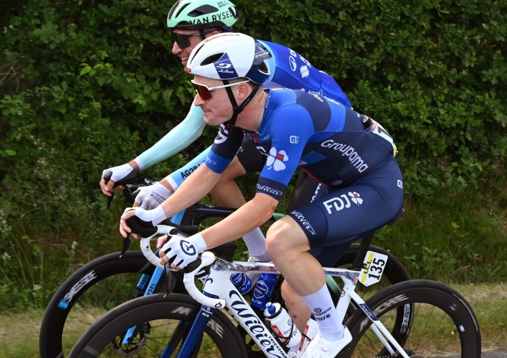 Paul Penho&euml;t sanctionn&eacute; d&rsquo;un carton jaune sur le Crit&eacute;rium du Dauphin&eacute; 2025