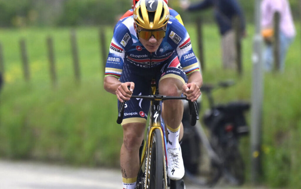 Remco Evenepoel et la Soudal Quick-Step &agrave; l&rsquo;abordage du Crit&eacute;rium du Dauphin&eacute; 2025