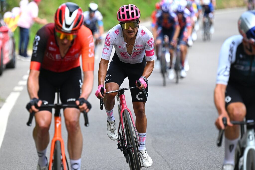 Coup dur pour Richard Carapaz, victime d&rsquo;une infection gastro-intestinale et forfait pour le Tour de France 2025