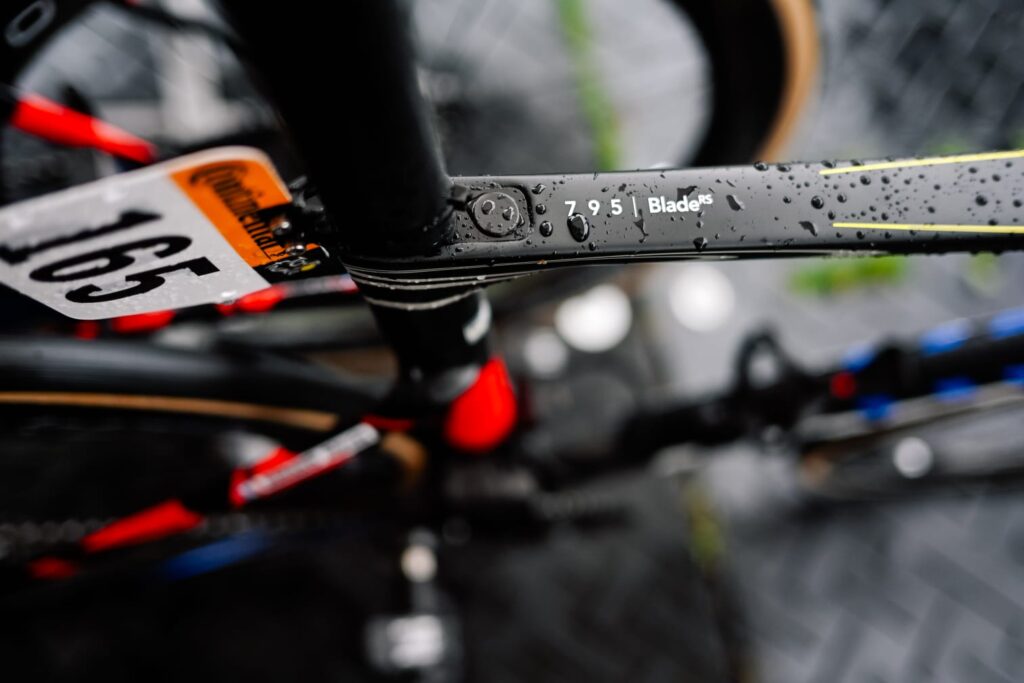 5 des 11 v&eacute;los vol&eacute;s de la formation Cofidis ont &eacute;t&eacute; retrouv&eacute;s