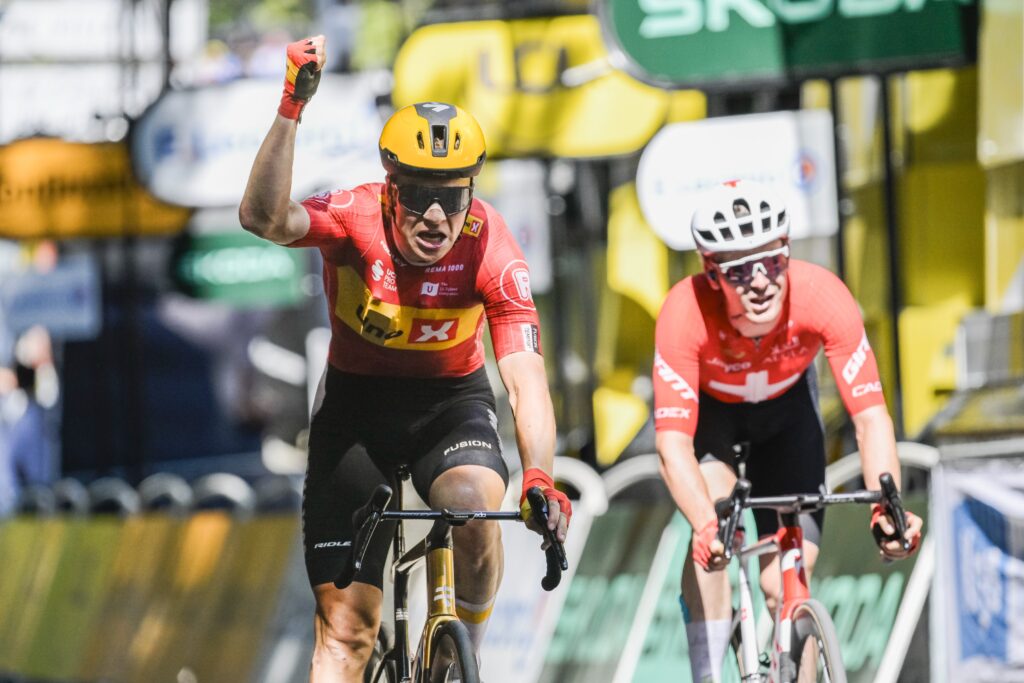 Jonas Abrahamsen le plus fort sur la 11e &eacute;tape du Tour de France 2025