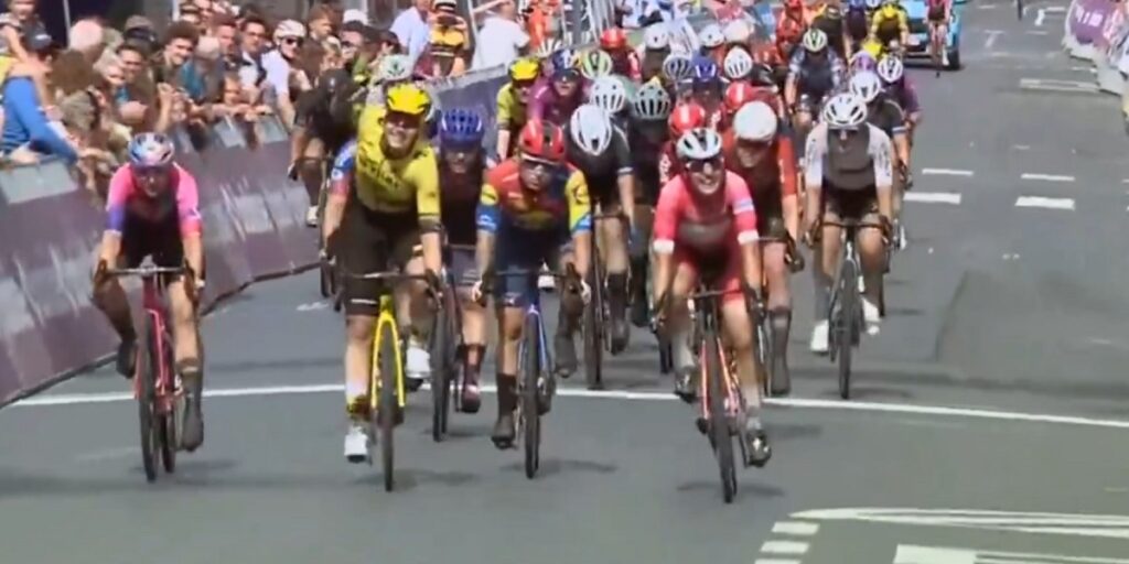 Martina Fidanza s&rsquo;offre la 4e et derni&egrave;re &eacute;tape du Tour de Belgique Femmes 2025, Zoe B&auml;ckstedt s&rsquo;adjuge le g&eacute;n&eacute;ral