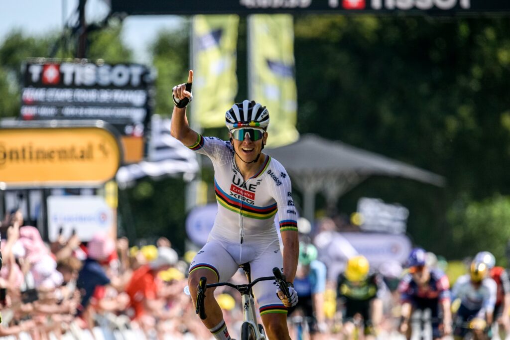 Tadej Pogacar met tout le monde dans le M&ucirc;r sur la 7e &eacute;tape du Tour de France 2025