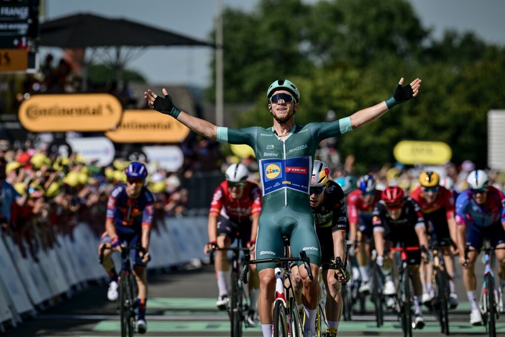 Jonathan Milan tout en puissance sur la 8e &eacute;tape du Tour de France 2025
