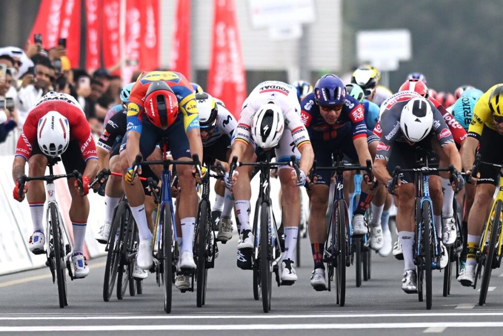 La 1e &eacute;tape du Tour de France 2025 en d&eacute;tails : le profil, les favoris, le direct