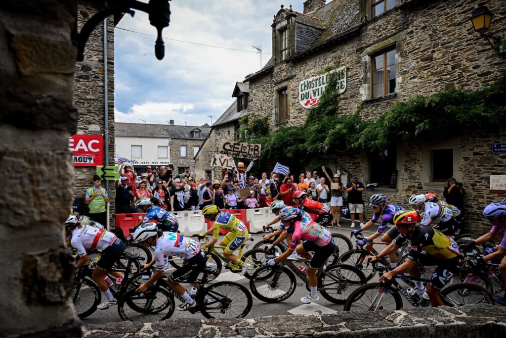 La 6e &eacute;tape du Tour de France Femmes 2025 en d&eacute;tails : le profil, les favorites, le direct