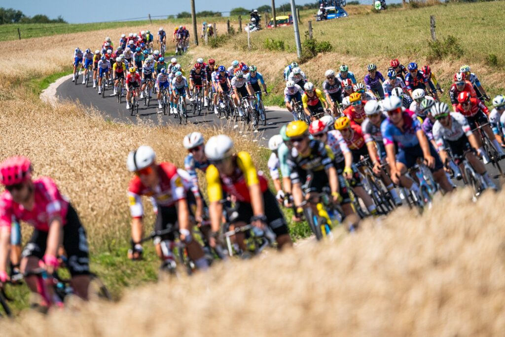 La 7e &eacute;tape du Tour de France 2025 en d&eacute;tails : le profil, les favoris, le direct