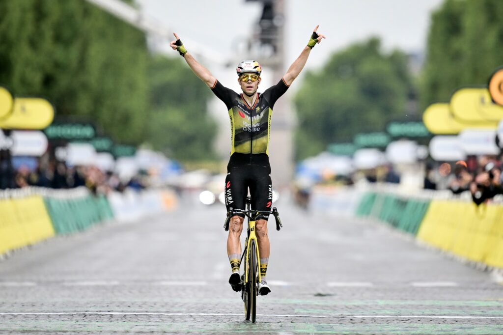 Wout van Aert en solitaire sur la 21e &eacute;tape du Tour de France 2025, Pogacar sacr&eacute;