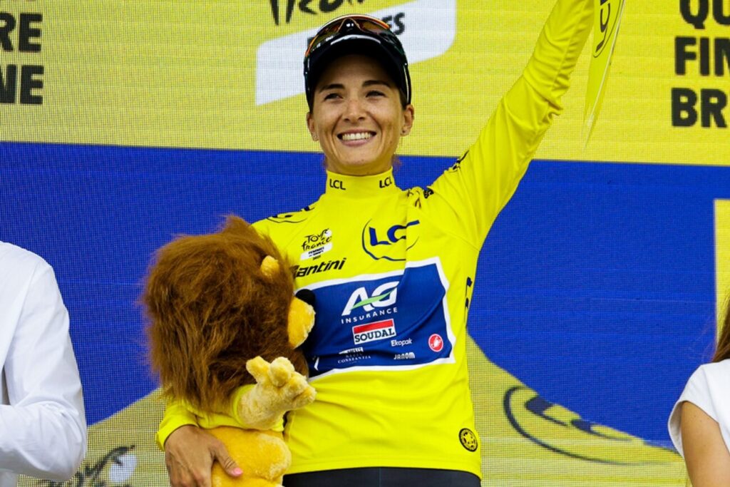 Kim Le Court, nouvelle maillot jaune, &laquo; choqu&eacute;e &raquo; sur la 2e &eacute;tape du Tour de France Femmes 2025