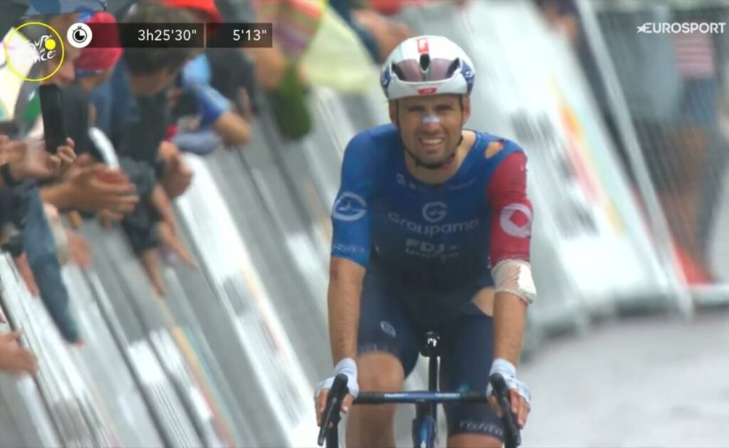 Victime d&rsquo;une commotion c&eacute;r&eacute;brale, Cyril Barthe est contraint de quitter les routes du Tour de France 2025