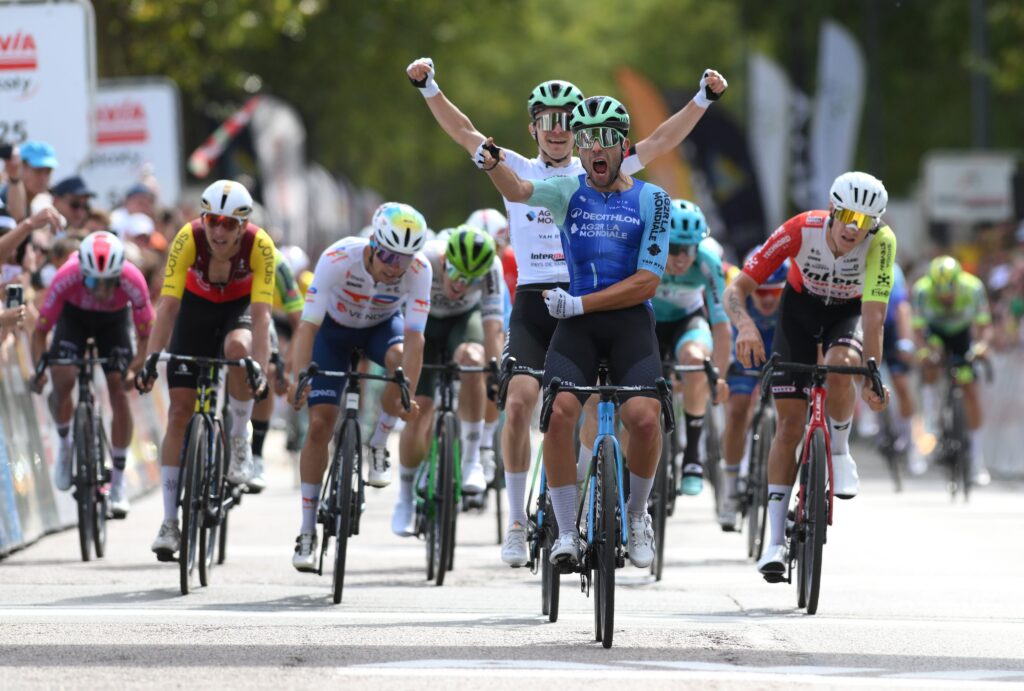 Andrea Vendrame remporte la 4e &eacute;tape du Tour du Limousin 2025, Ewen Costiou le g&eacute;n&eacute;ral
