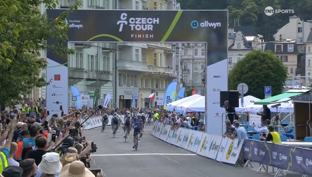 Luke Lamperti facile sur la 1e &eacute;tape du Tour de Tch&eacute;quie 2025