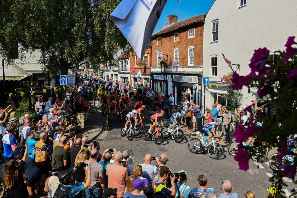 Comment suivre le Tour de Grande-Bretagne 2025 en direct &agrave; la TV ? Cha&icirc;nes et horaires