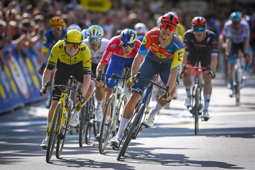 Matthew Brennan remporte d&rsquo;un rien la 1e &eacute;tape du Tour d&rsquo;Allemagne 2025