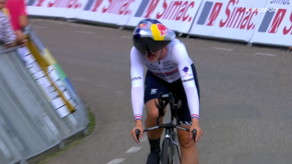 Zoe B&auml;ckstedt s&rsquo;adjuge le chrono de la 5e &eacute;tape du Simac Ladies Tour 2025